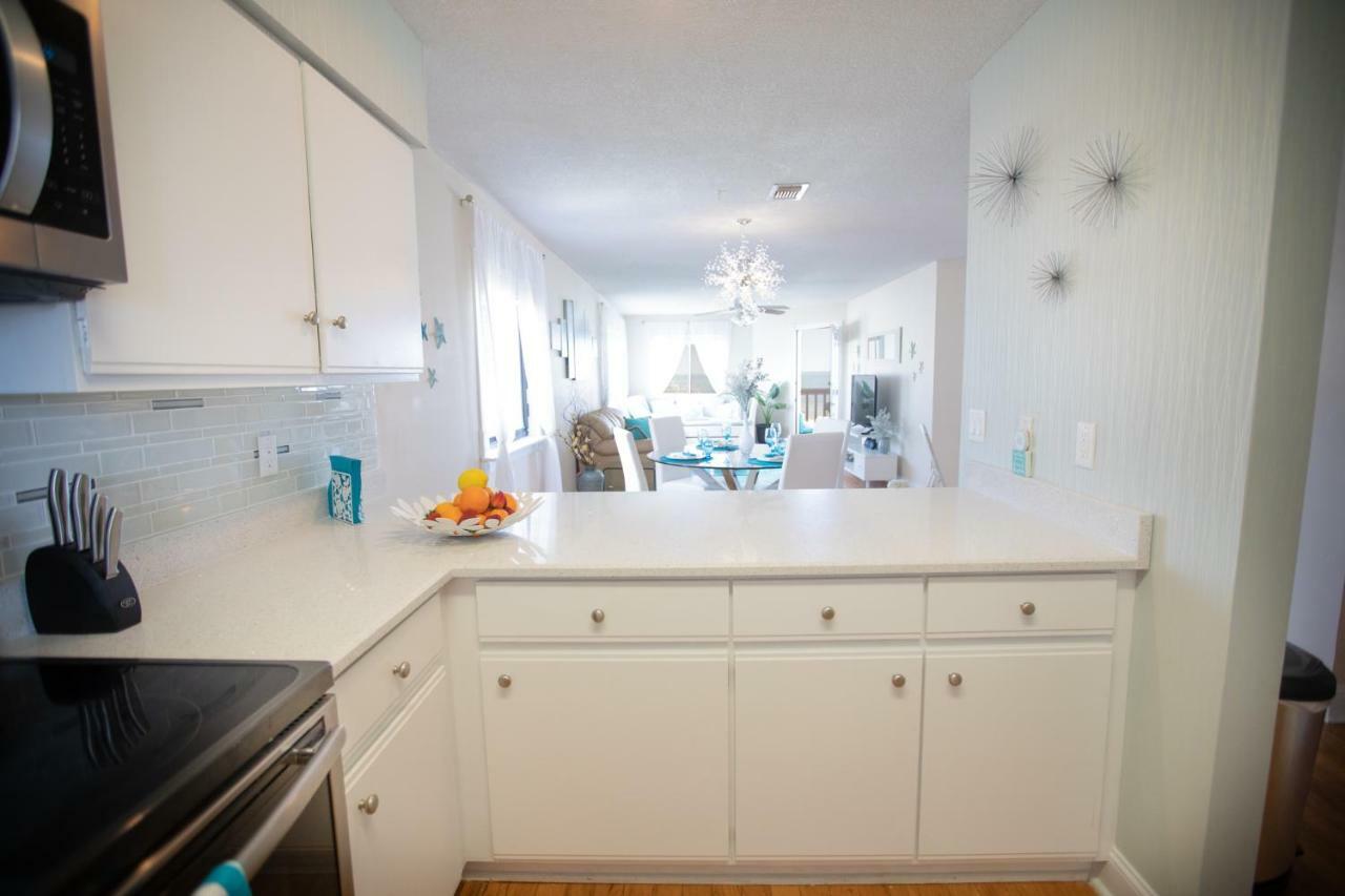 Seashell Escape Apartment Navarre Exterior photo