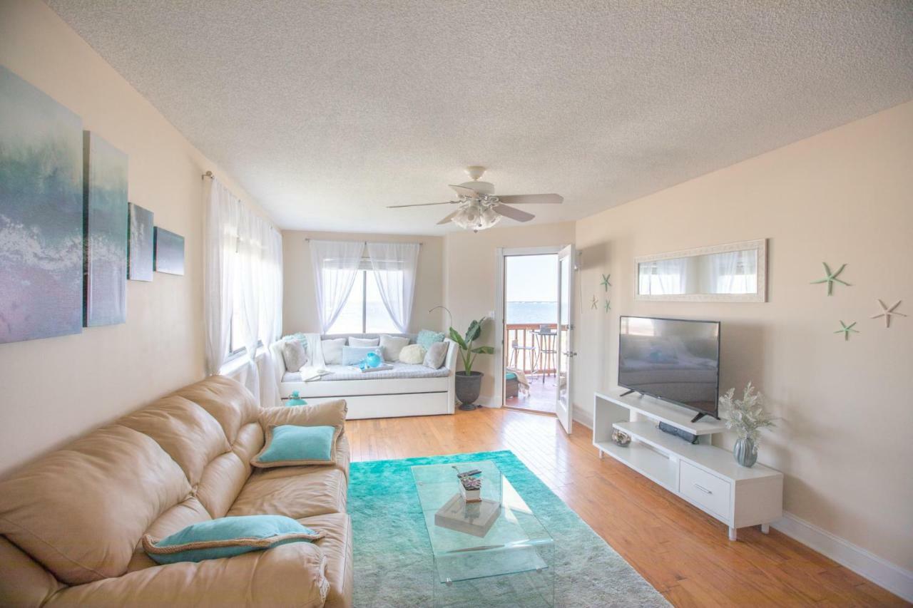 Seashell Escape Apartment Navarre Exterior photo